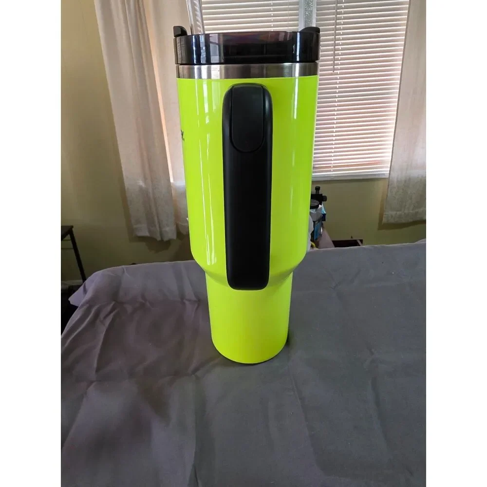 Stanley Tumbler 40oz Flowstate Quencher H2.0Travel Neon Yellow Limited Edition - Picture 6 of 8